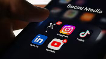 Proposal to ban social media for minors, AI chatbots exempted