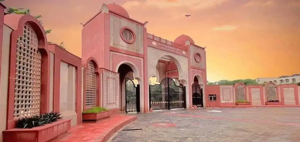 جامعہ کا درجہ بندی دوہزارچھبیس میں شان دار مظاہرہ 1 Image Centenary Gate JMI