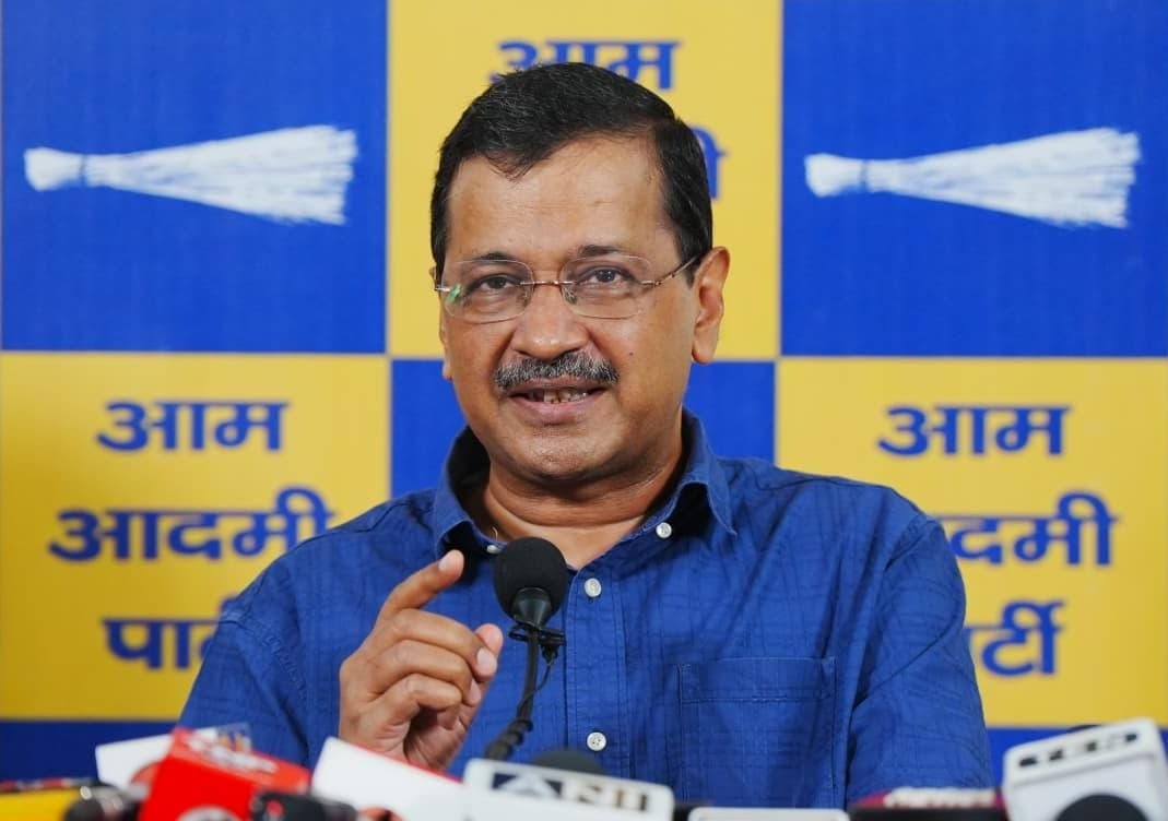 ای-20 پٹرول پر کیجریوال کا مودی حکومت پر حملہ 1 Kejriwal attacks Modi government on E-20 petrol