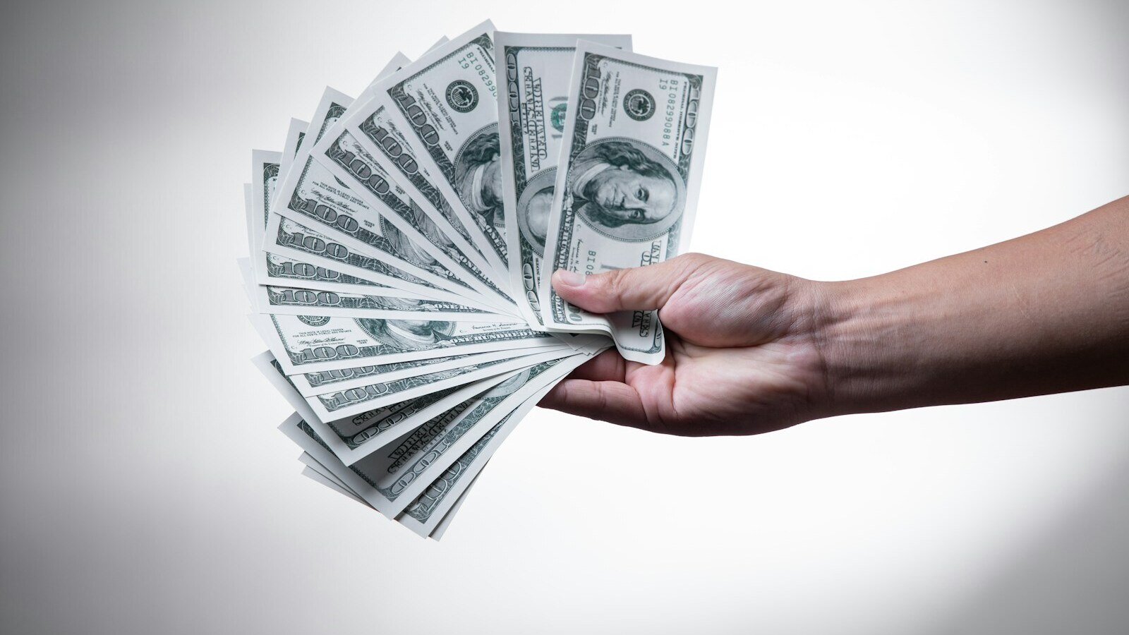 سرے کی چار کمپنیوں کو 80 لاکھ ڈالر سے زائد امداد 1 Surrey Firms Get $8M+ Funding